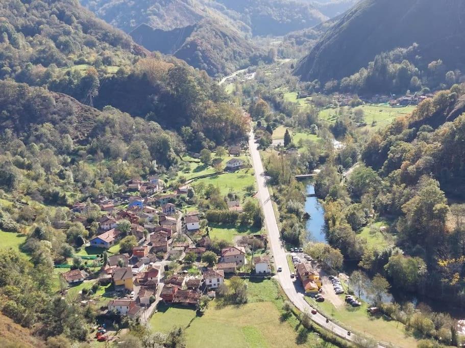 El Papu Colorau Villa Onís Exteriör bild